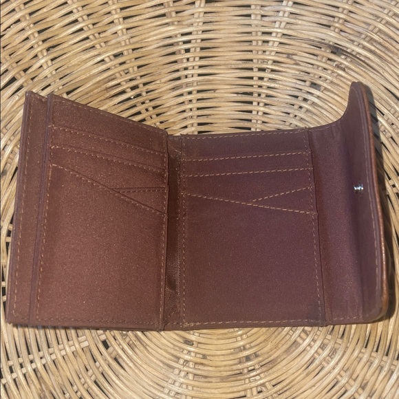 Relic Wallet - Picture 6 of 7